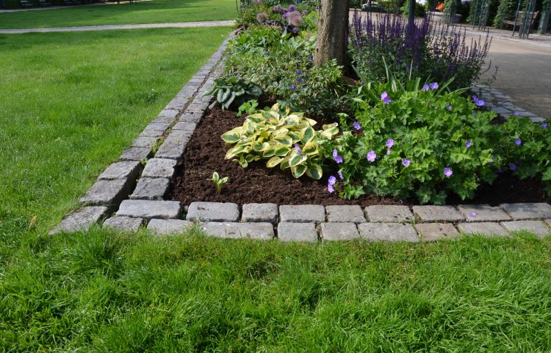 Stylish Paver Edge